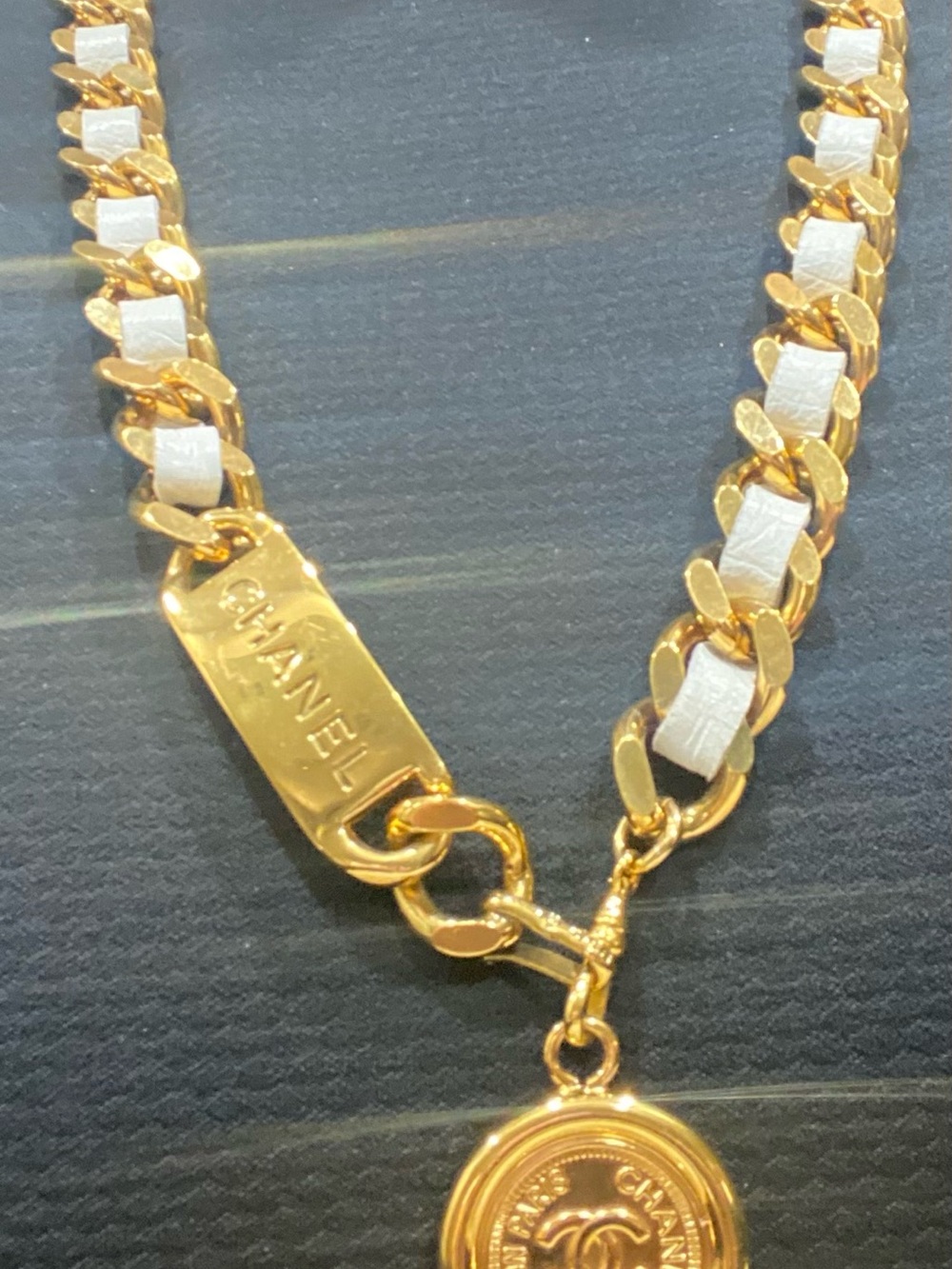 CHANEL Gold and White Chain Necklace with Coin Pendant - Picture 3 of 4